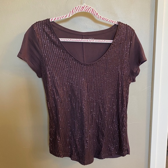LOFT Tops - Beautiful plum colored Ann Taylor Loft t-shirt